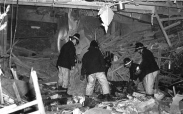 97727646_News_Firemen_at_work_following_the_Birmingham_pub_bomb_attacks